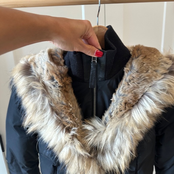 Mackage Montreal Trish Down Black Puffer Parka Coat Size XXS - Picture 3 of 10